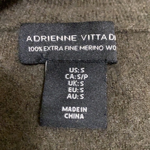 Adrienne Vittadini Sweater cardigan/shawl Extra Fine Merino Wool Cardigan small - Picture 5 of 5